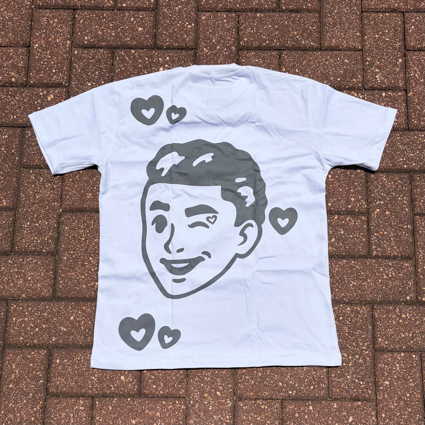 Amor Mascot Tee (Grey)